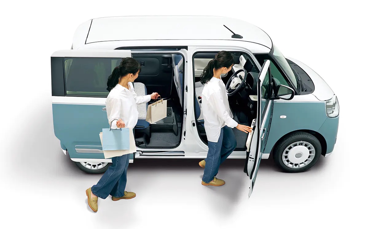 02. スライドドア×収納で子育てにちょうどいい！ムーヴキャンバスの使いやすさ